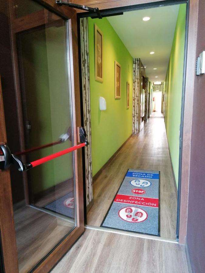 آكورونيا Pension Santa Clara المظهر الخارجي الصورة