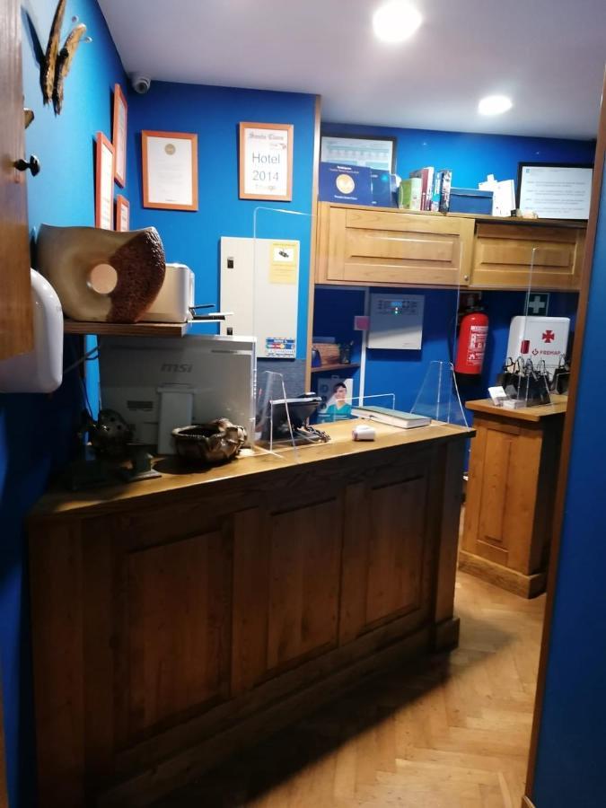 آكورونيا Pension Santa Clara المظهر الخارجي الصورة