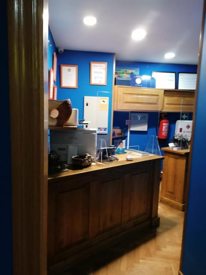 آكورونيا Pension Santa Clara المظهر الخارجي الصورة