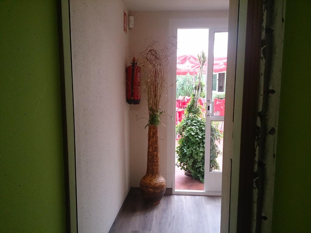 آكورونيا Pension Santa Clara المظهر الخارجي الصورة