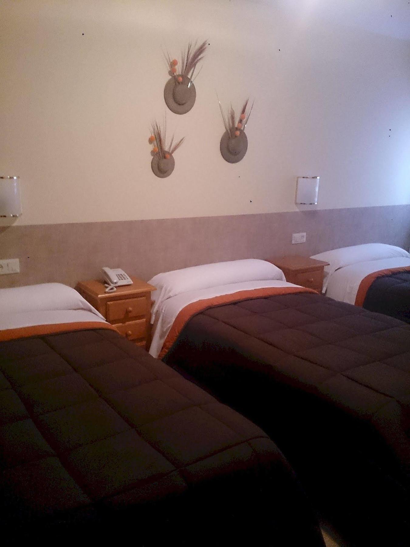 آكورونيا Pension Santa Clara المظهر الخارجي الصورة